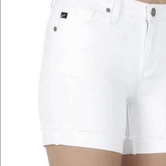 KanCan White Shorts - Picture 3 of 5